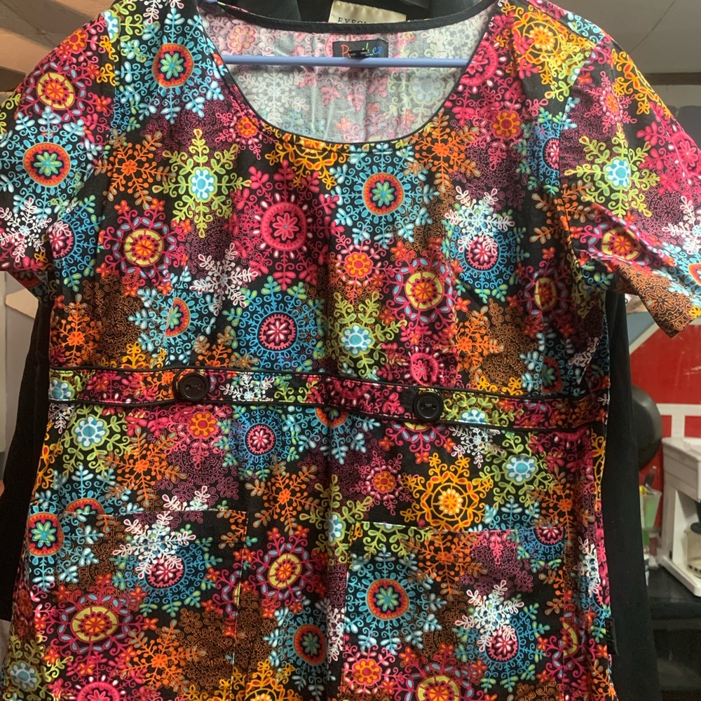 Peaches scrub top